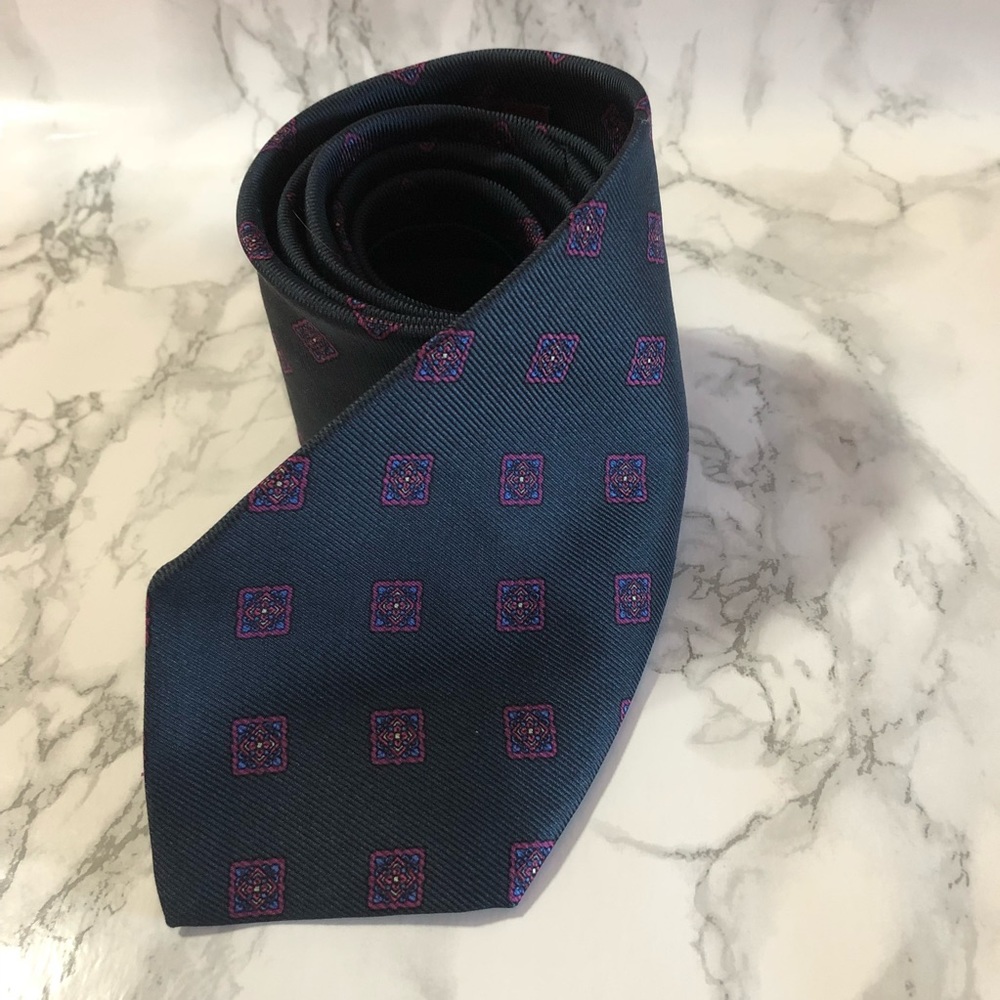 Racquet Club Tie